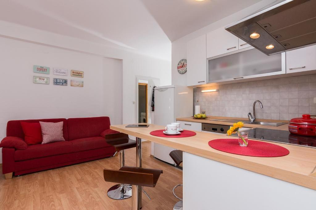 Near Old Town - Free Parking Apartment Zadar Exterior photo